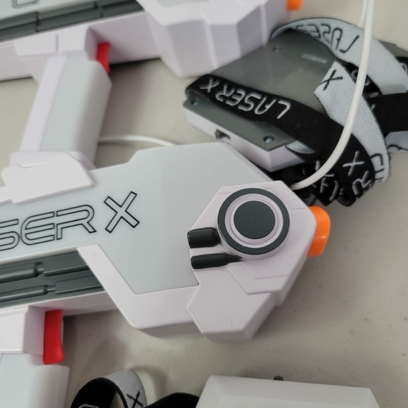 Laser X Two Player Revolution Double Blasters Battery Operated Laser Tag Gaming - Picture 4 of 8